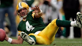Brett Favre reveals Parkinson's diagnosis at congressional hearing (NFL)