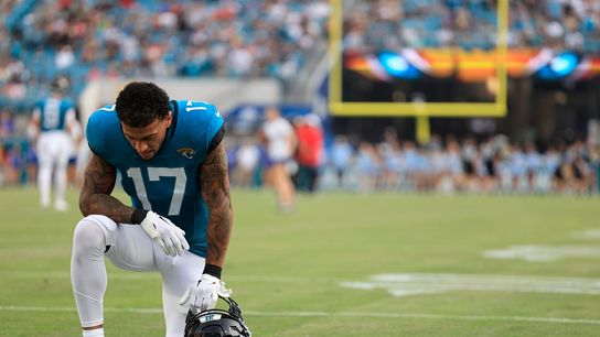 Jaguars TE Evan Engram (hamstring) seeks Sunday return (NFL)