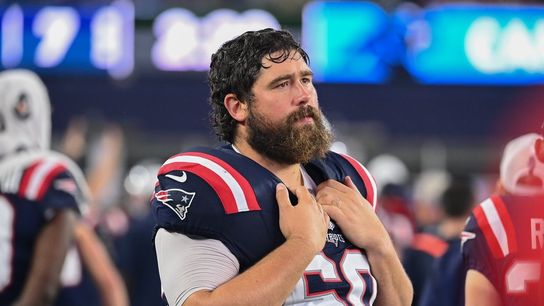 Longtime Patriots C David Andrews retiring (NFL)