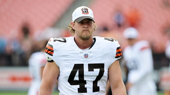 Browns release longtime LS Charley Hughlett (NFL)