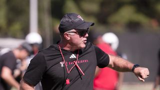 Texas Tech fires DC DeRuyter, secondary coach Yates (College Football)