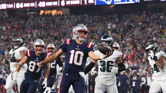 Jerod Mayo makes Patriots' QB call, but he's not telling (NFL)