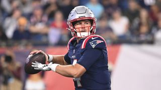 Reports: Chiefs sign ex-Patriots QB Bailey Zappe to practice squad (NFL)