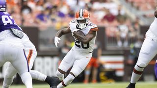 Browns RB Pierre Strong Jr. leaves practice in ambulance (NFL)