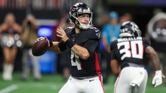QB Taylor Heinicke survives Falcons' final roster cuts (NFL)