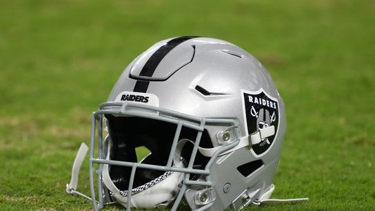 Report: Raiders S Lonnie Johnson Jr. suffered broken fibula (NFL)