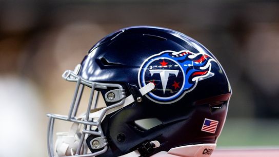 Titans GM says team won’t trade out of No. 1 pick (NFL)