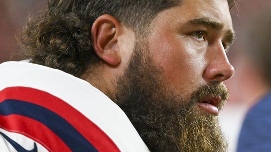 Report: Pats C David Andrews (shoulder) needs season-ending surgery (NFL)