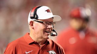 Report: Bobby Petrino shakes up staff at Arkansas (College Football)