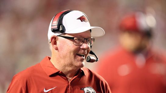Report: Bobby Petrino shakes up staff at Arkansas (College Football)