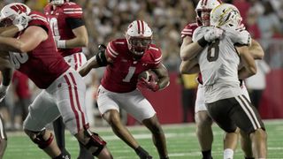 After comeback win, Wisconsin preps for FCS South Dakota (College Football)