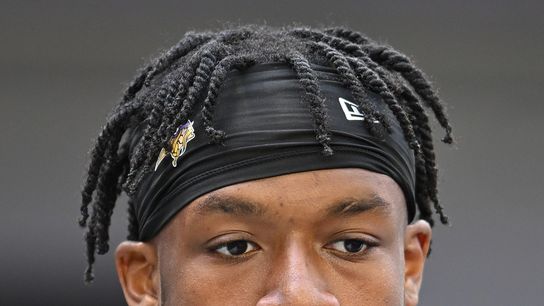 Report: Panthers DL D.J. Wonnum expected make season debut vs. Giants (NFL)