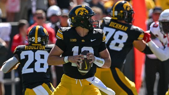 No. 25 Iowa awakens at halftime, opens with 40-zip shutout of Illinois State (College Football)