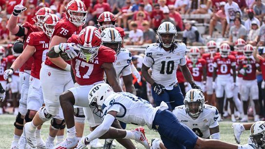 Indiana cruises past FIU in coach Curt Cignetti's debut (College Football)