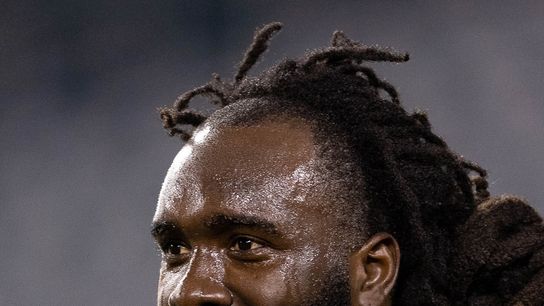 49ers parting with LB who refused to play Thursday (NFL)