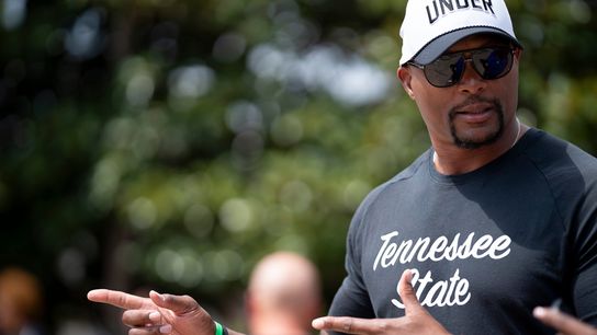 Report: Bears interviewing Eddie George on Sunday (NFL)