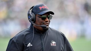 Seahawks hire NIU head coach Thomas Hammock to coach RBs (College Football)