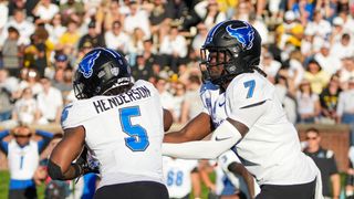 Buffalo wins fifth straight, stymies Liberty in Bahamas Bowl (College Football)
