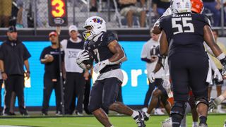 RJ Harvey runs for 4 TDs as UCF rolls past Sam Houston (College Football)