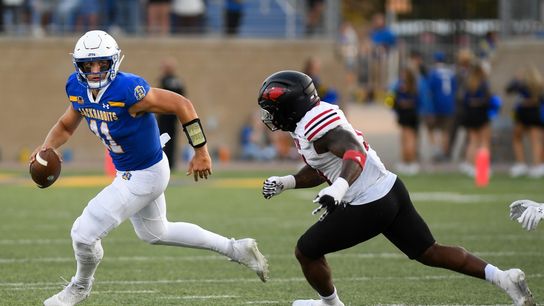 FCS star QB Mark Gronowski transferring to Iowa (College Football)
