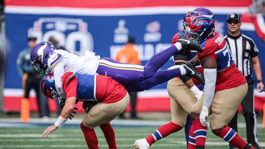 Frustration peaks for Daniel Jones, Giants in another rough opener (NFL)