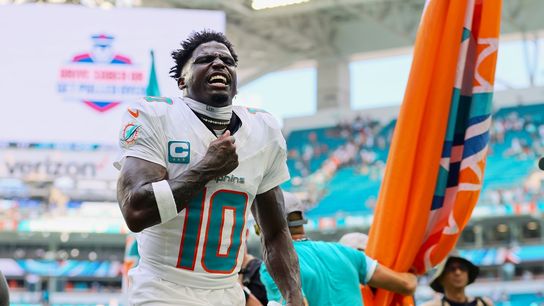 Tyreek Hill's agent: Fire police officers involved in incident (NFL)