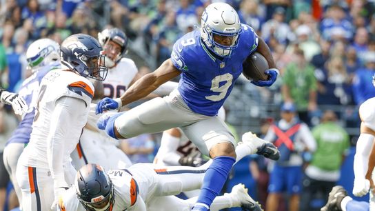 Seahawks overcome sloppy first half, run past Broncos (NFL)