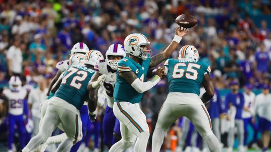 Dolphins QB Tua Tagovailoa (concussion) exits vs. Bills (NFL)