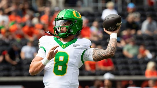 In Big Ten debut, No. 8 Oregon faces ex-Pac-12 rival UCLA (College Football)