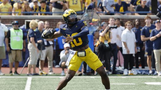 No. 18 Michigan makes change, names Alex Orji QB1 (College Football)