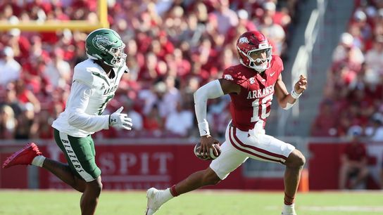 Down 14, Taylen Green and Arkansas rally past UAB (College Football)