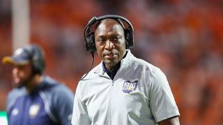 Report: Kenni Burns sues Kent State for wrongful termination (College Football)