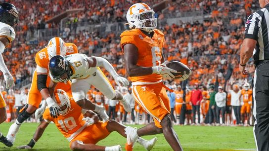 No. 7 Tennessee pummels Kent State with 65-point first half (College Football)