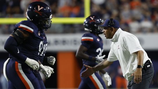 Xavier Brown helps lift Virginia over Coastal Carolina (College Football)