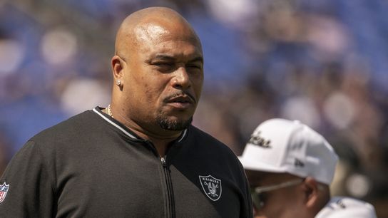 Raiders’ Pierce stands by ‘business decision’ comment; QB change possible (NFL)