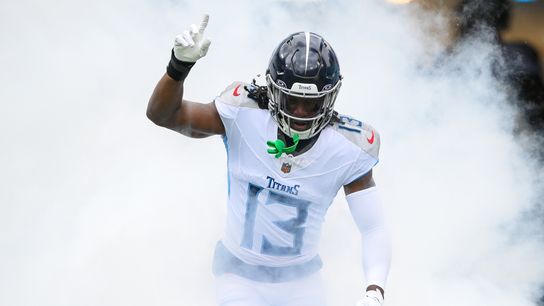 Titans put CB Chidobe Awuzie (groin) on IR (NFL)