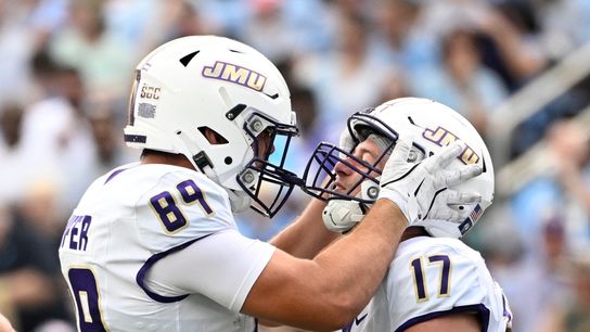 Alonza Barnett's 5 TDs help James Madison top UNC 70-50 (College Football)