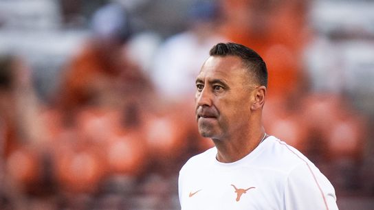 Texas not planning to play 2 QBs as Quinn Ewers eyes return (College Football)