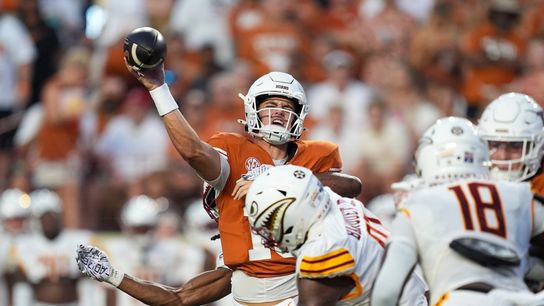 In first start, Arch Manning guides No. 1 Texas over ULM 51-3 (College Football)
