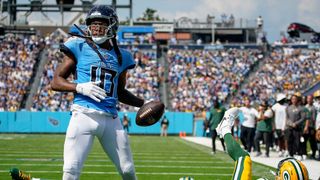 Report: Chiefs acquiring WR DeAndre Hopkins from Titans (NFL)