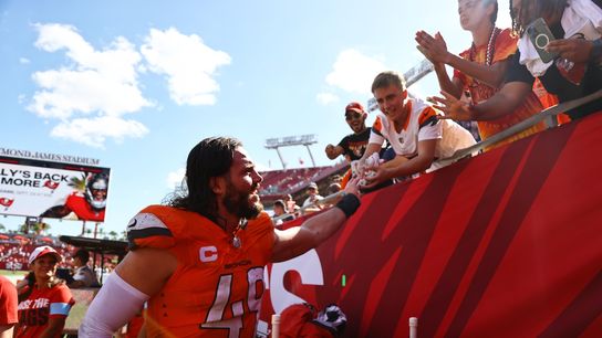 Broncos ILB Alex Singleton done for season with torn ACL (NFL)