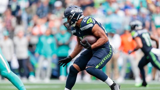 Seahawks smother Dolphins to improve to 3-0 (NFL)