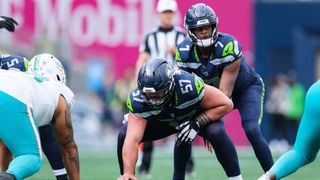 Seahawks C Connor Williams retires, WR DK Metcalf set to return (NFL)