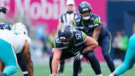 Seahawks C Connor Williams retires, WR DK Metcalf set to return (NFL)