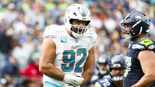 Dolphins DE Zach Sieler out with freak eye injury, surgery possible (NFL)