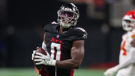 Falcons place OLB Lorenzo Carter (concussion) on injured reserve (NFL)