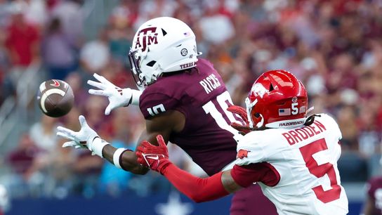 No. 24 Texas A&M comes back vs. Arkansas to win final Southwest Classic in Arlington (College Football)