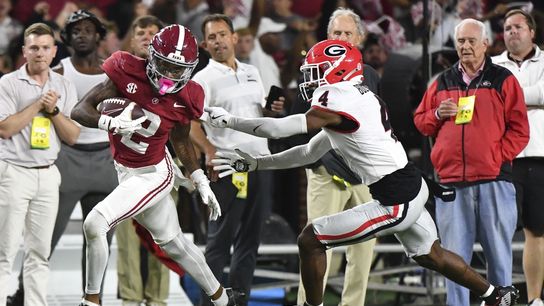 Alabama back in familiar spot atop AP Top 25 poll (College Football)