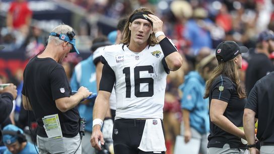Streaking again, Jaguars QB Trevor Lawrence keeps faith in U-turn (NFL)