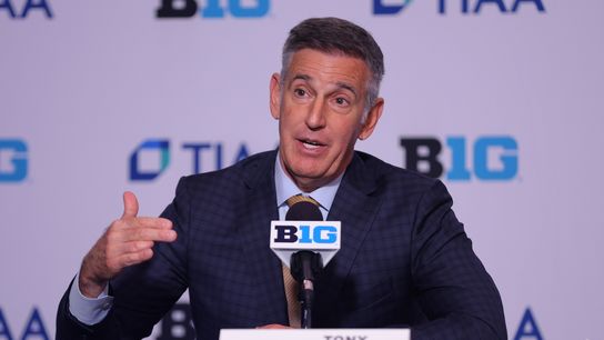 SEC, Big Ten commissioners promote change in CFP seeding format (College Football)